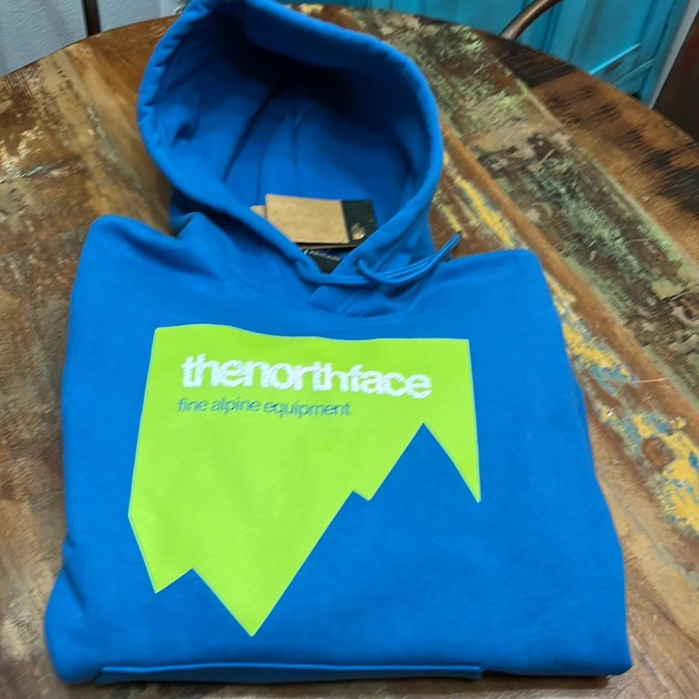 New withTags North Face Unisex Mountain Hoodie.